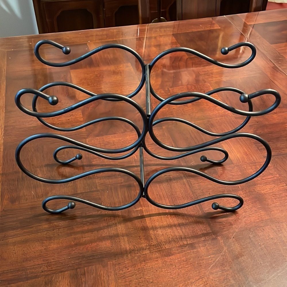 Iron Wire Wine Bottle Rack Storage